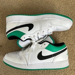 Air Jordan 1 low